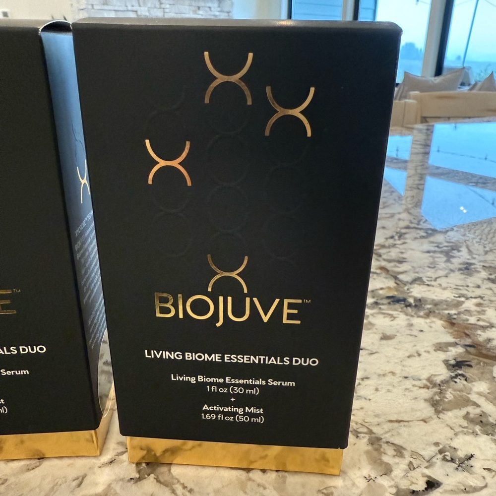 BIOJUVE Living Biome Essentials Duo NEW IN BOX